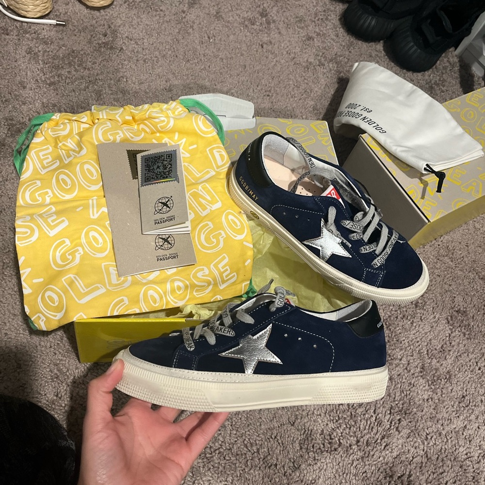 Brand New Suede golden goose shoes